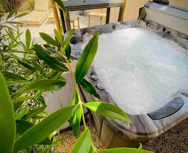 L'etincelle Saint-Martin-des-Entrées