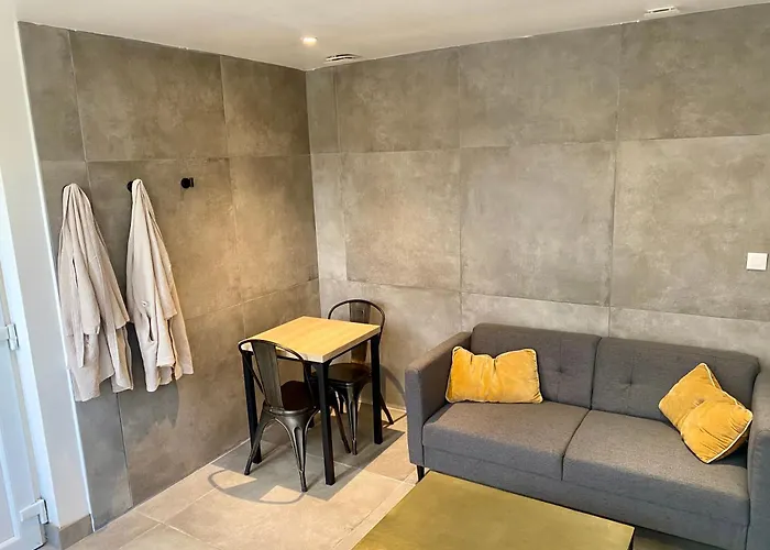 L'etincelle Saint-Martin-des-Entrées