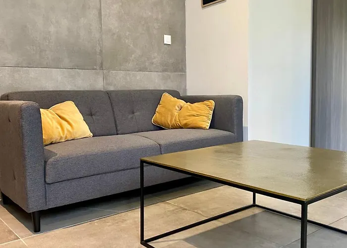 L'etincelle Saint-Martin-des-Entrées